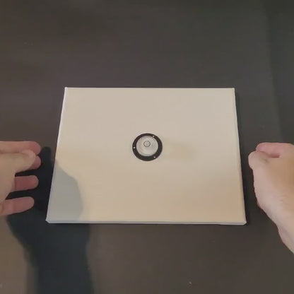 360° Spirit Level for Canvases